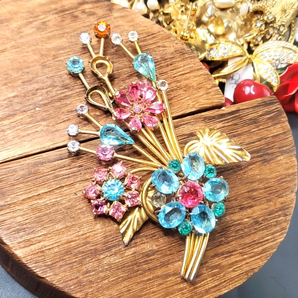 B807 stunning 1920s antique flower bouquet brooch large WOW! - Picture 1 of 7